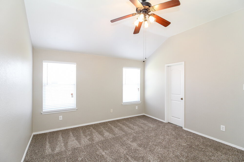 Building Photo - 709 Gillon Dr
