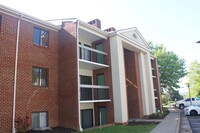 Building Photo - 1034 Blue Ridge Dr
