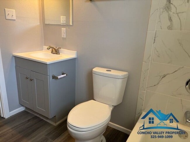 Building Photo - 1420 S David St