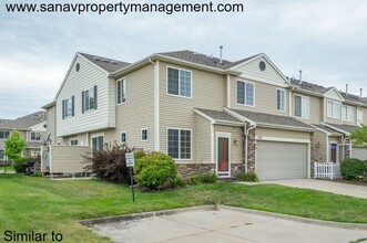 Building Photo - "Charming Family Haven: 2-Bed, 1.5-Bath Home with Versatile Loft in Prime Location"