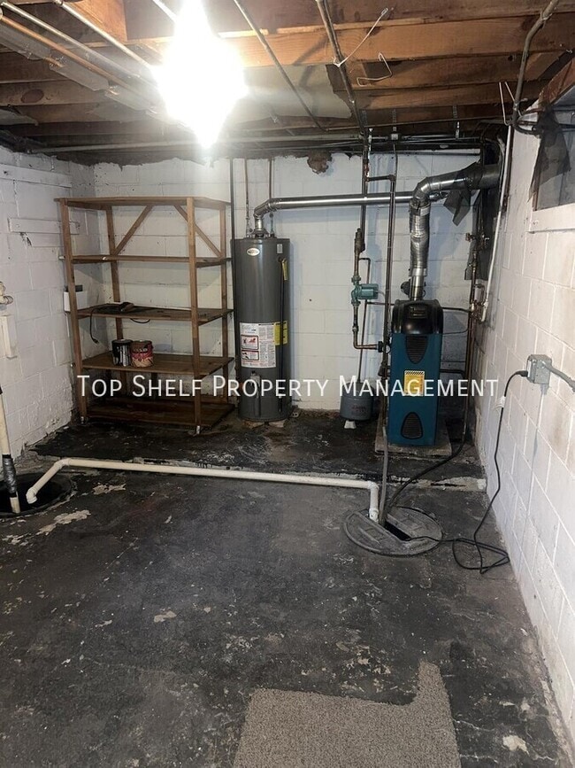 Building Photo - 116 Park Ave