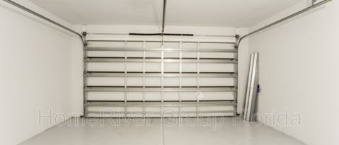 Building Photo - 2119 Hanford Ln