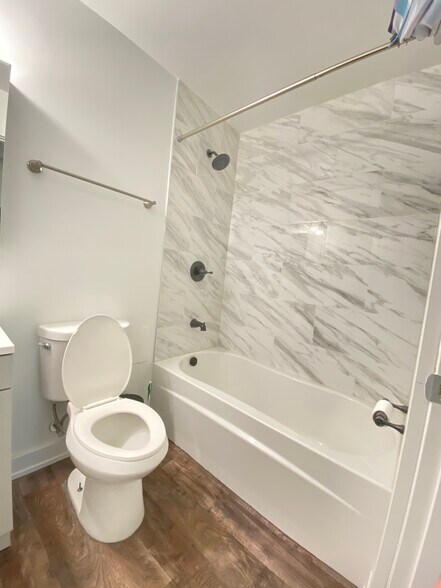 Building Photo - 7425 Brookdale Dr