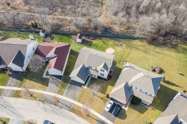 Building Photo - 32804 Bending Creek Road