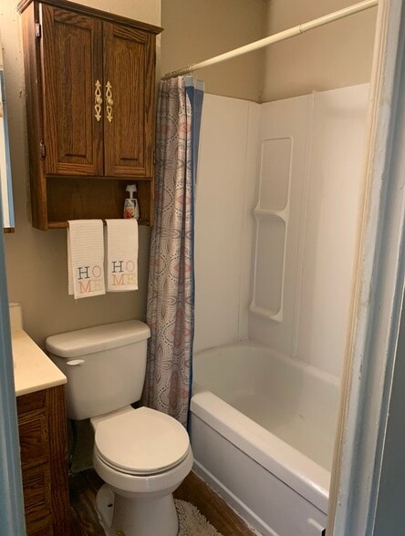 Building Photo - 62 Oakmont Dr