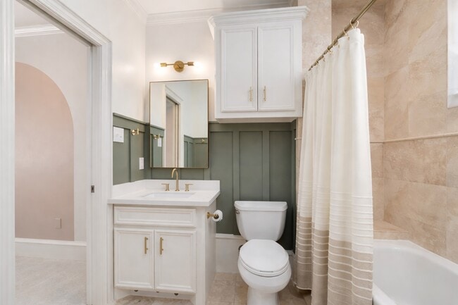 Building Photo - 5545 Cornish St