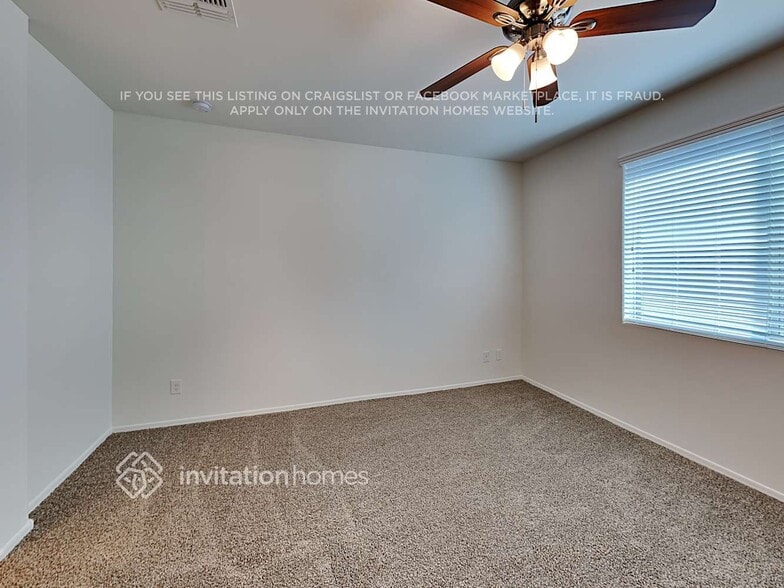 Building Photo - 12241 W Hide Trail