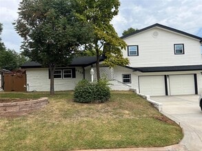 Building Photo - 4725 NW 60th St