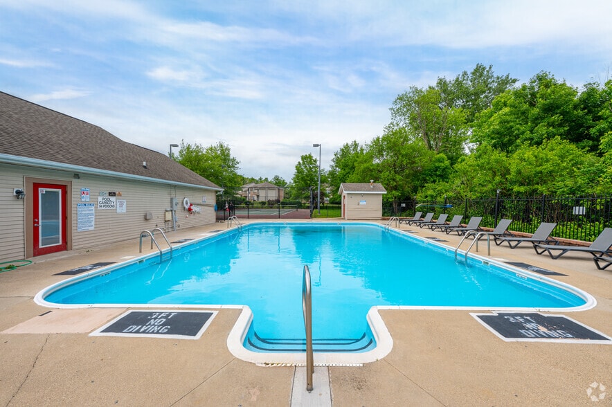 Primary Photo - Blackbird Farms
