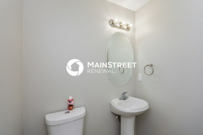 Building Photo - 4 Bedroom Pet-Friendly Home in Covington, GA with Main Street Renewal