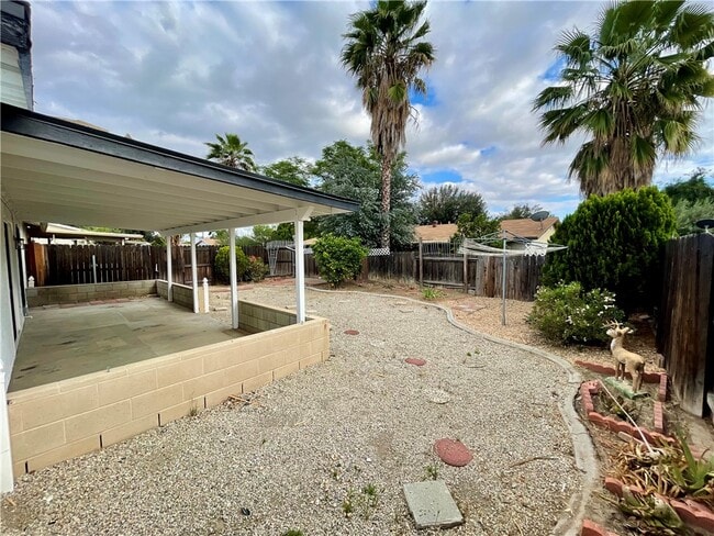 Building Photo - 1887 Cll Amargosa