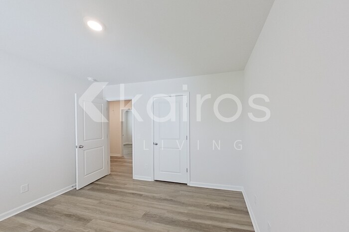 Building Photo - 131 Overstreet Way