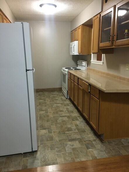 Building Photo - 4337 Edison Cir