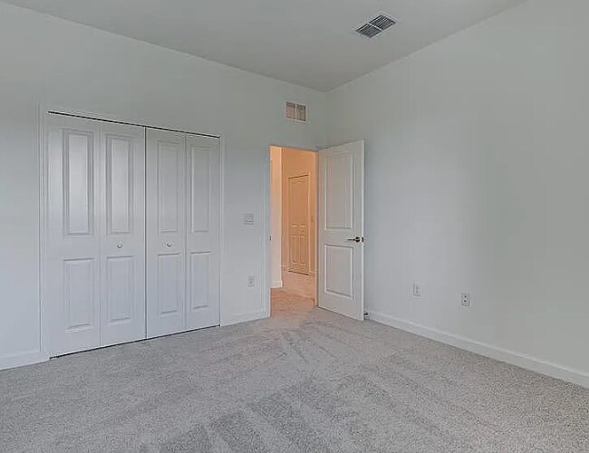 Building Photo - 15057 Lyla Ter
