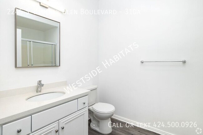 Building Photo - 2245 S Beverly Glen Blvd