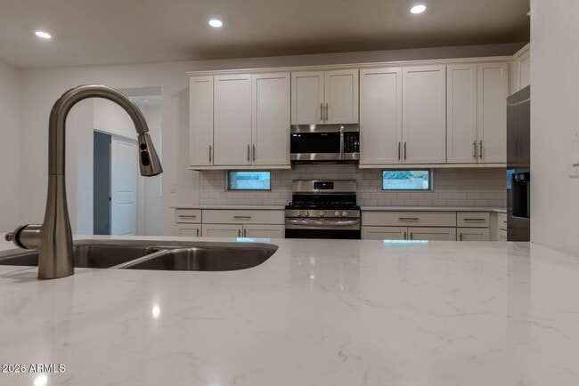 Building Photo - 9210 W Willow Bend Ln