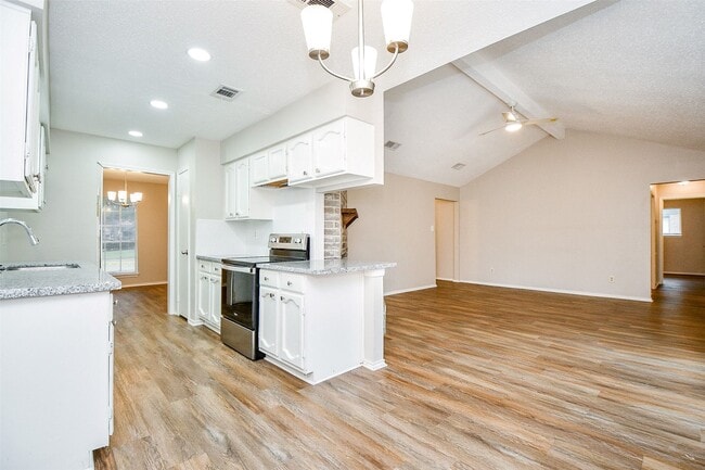 Building Photo - 11222 Broadsweep Dr