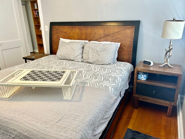 Building Photo - 5057 Blackburn St