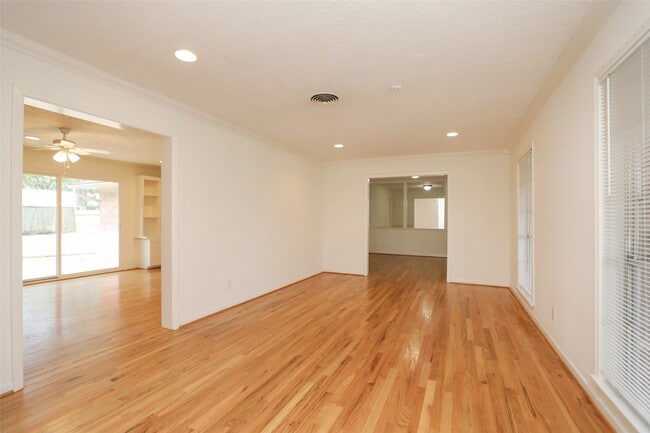 Building Photo - 4403 Omeara Dr