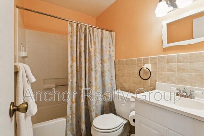 Building Photo - 5608A Atlantic Ave