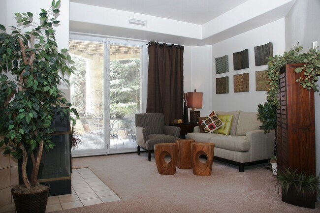 Building Photo - Cheyenne Creek