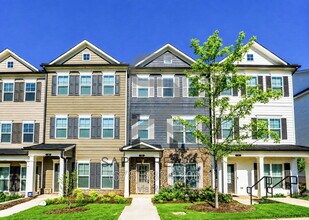 Building Photo - 12 Nickel Dr