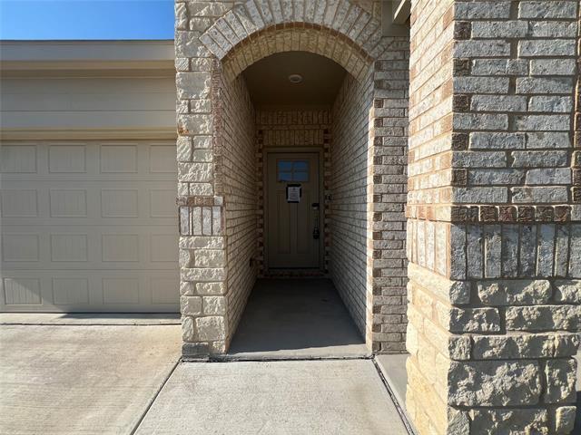 Building Photo - 2557 Goodrich Rd