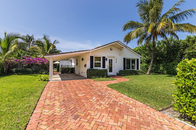 Building Photo - 319 Hunter St