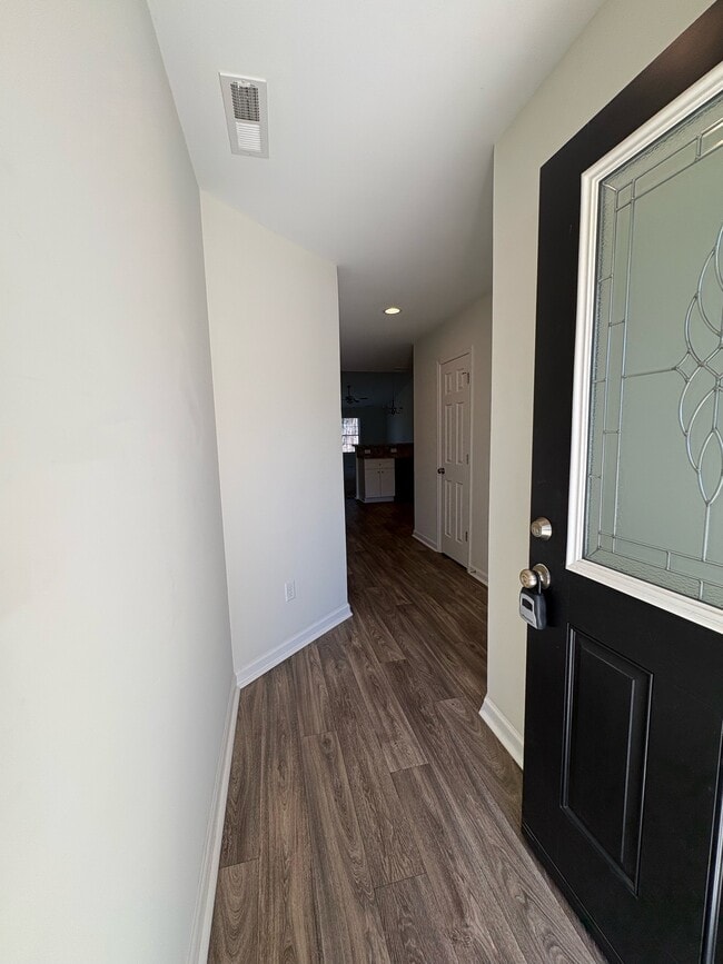 Building Photo - 14 Jackmia Way