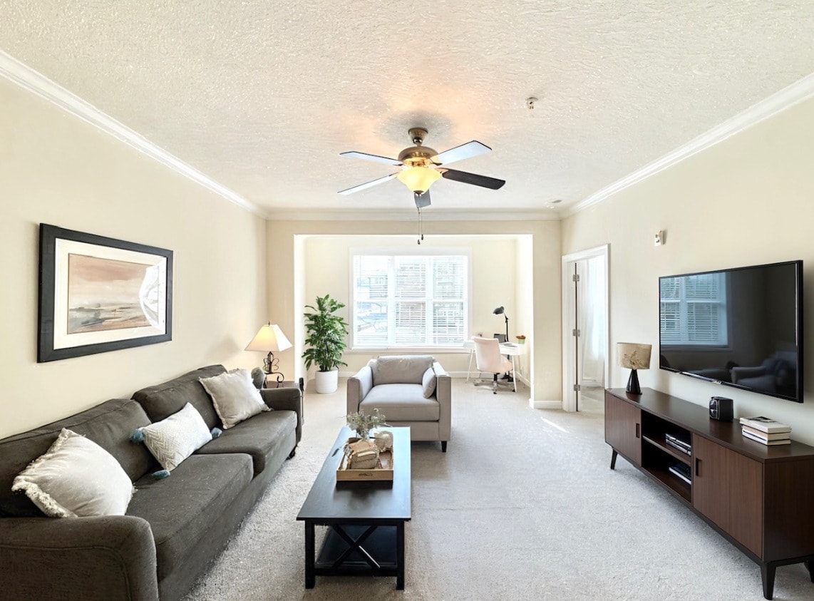 One Bedroom Sunroom - Palisades of Belmont