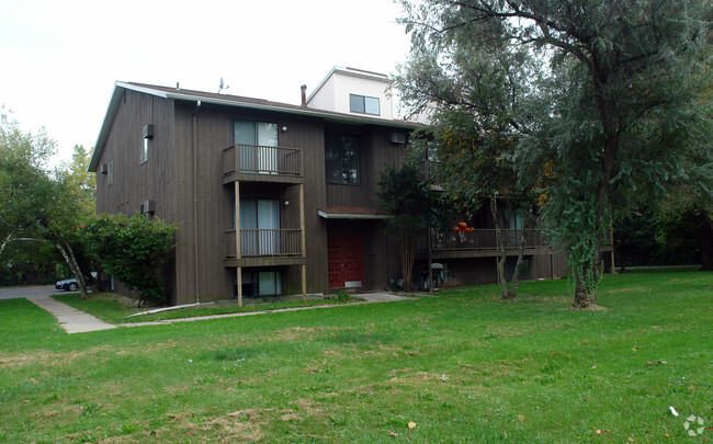 Building Photo - Century Apartments