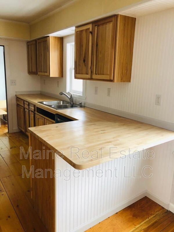 Building Photo - 1121 Stillwater Ave