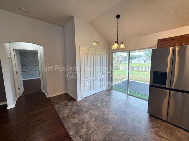 Building Photo - 12059 Hayden Lakes Cir