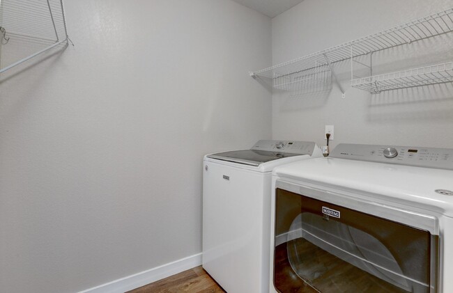 Building Photo - $2,500.00 - 3 Bedrooms and 2.5 Bathrooms T...