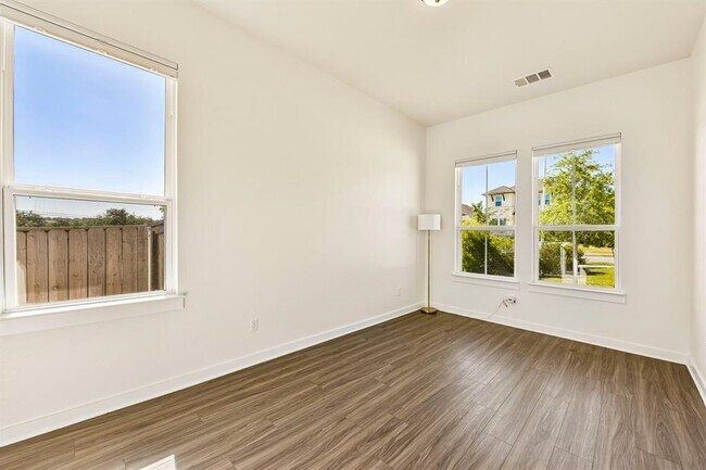Building Photo - 1209 Willie Rnch Wy