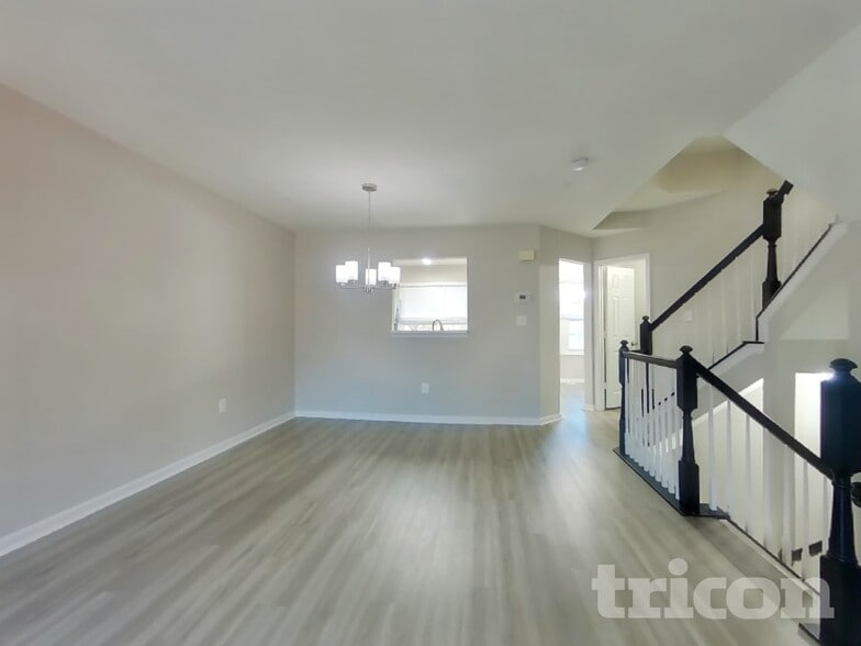 Building Photo - 14122 Reverend Rainsford Ct