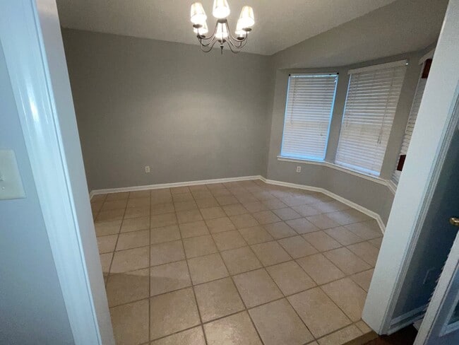 Building Photo - Leewood