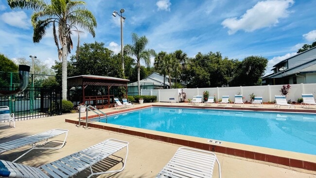 Building Photo - 2706 Graduate Ct