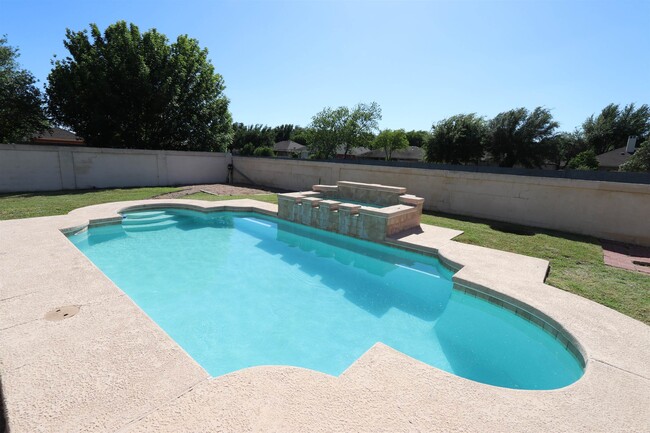 Building Photo - 10514 Winrock Dr