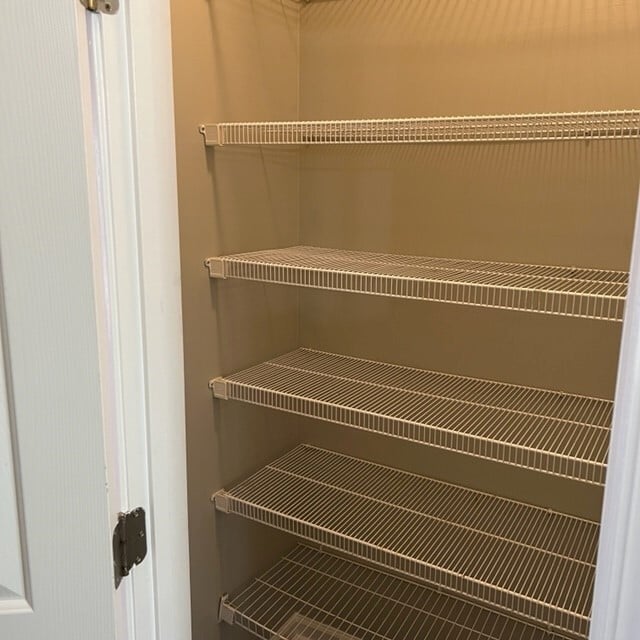 Building Photo - 1043 Jade Ln