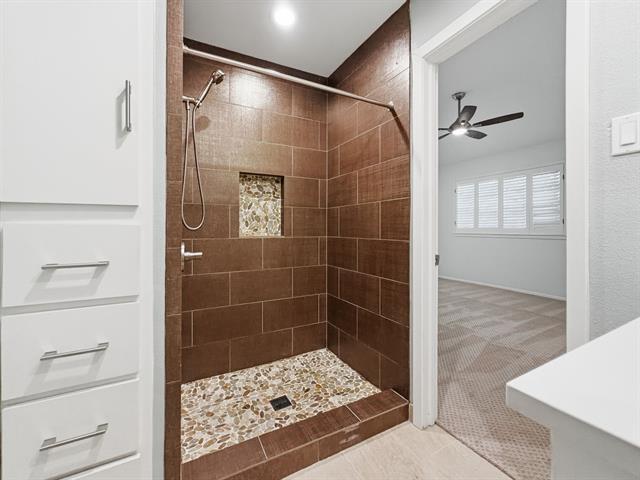 Building Photo - 6009 E University Blvd