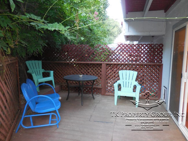 Building Photo - 1335 Oak Ridge Dr