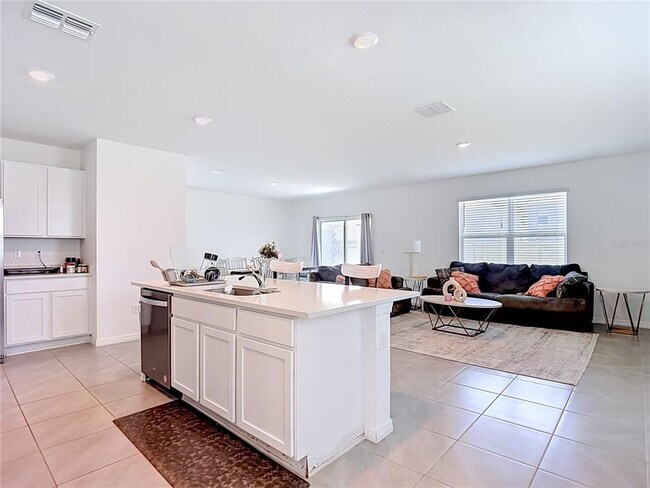 Building Photo - 33327 Darley Dl Trl