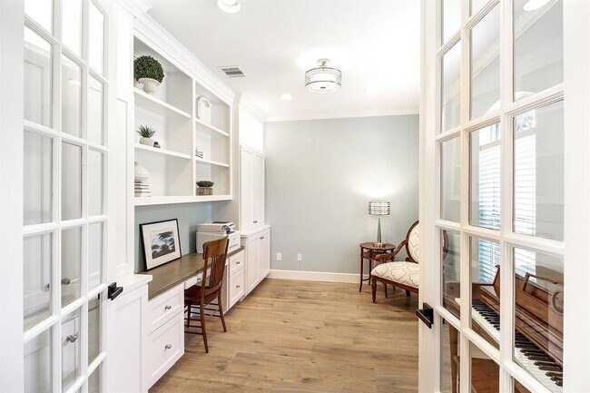 Building Photo - 5603 Statfield Glen Ln