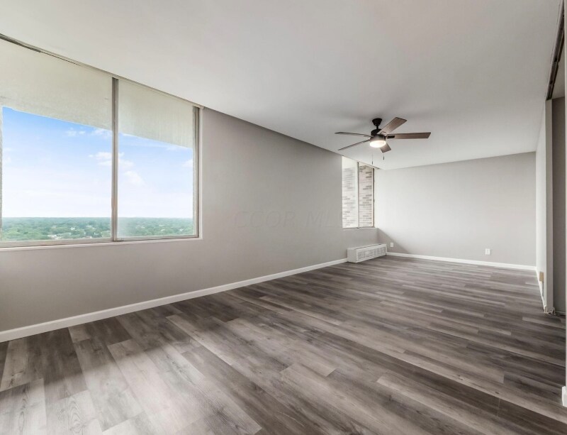 Building Photo - 1000 Urlin Ave