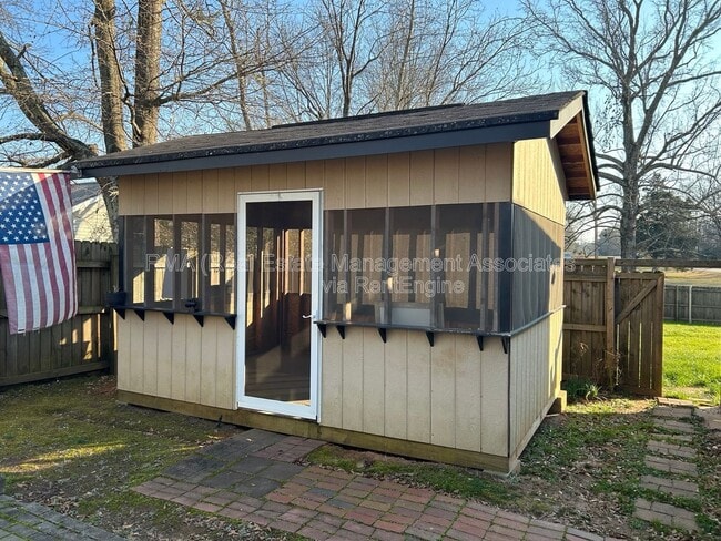 Building Photo - 3806 High Falls Rd