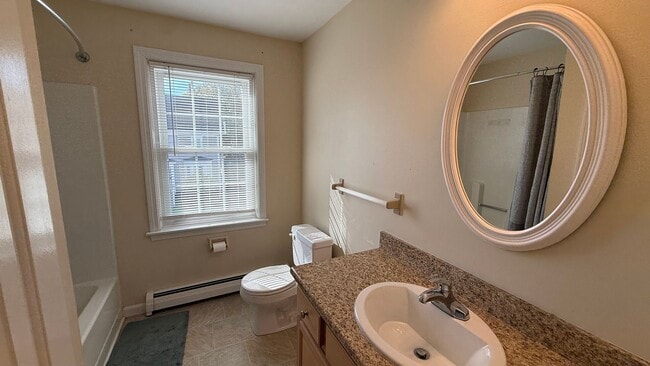 Building Photo - 10 Ham St