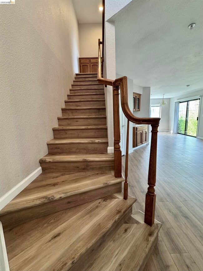 Building Photo - 20647 Maria Ct