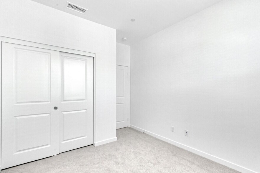 Building Photo - 4085 E Liliana Paseo