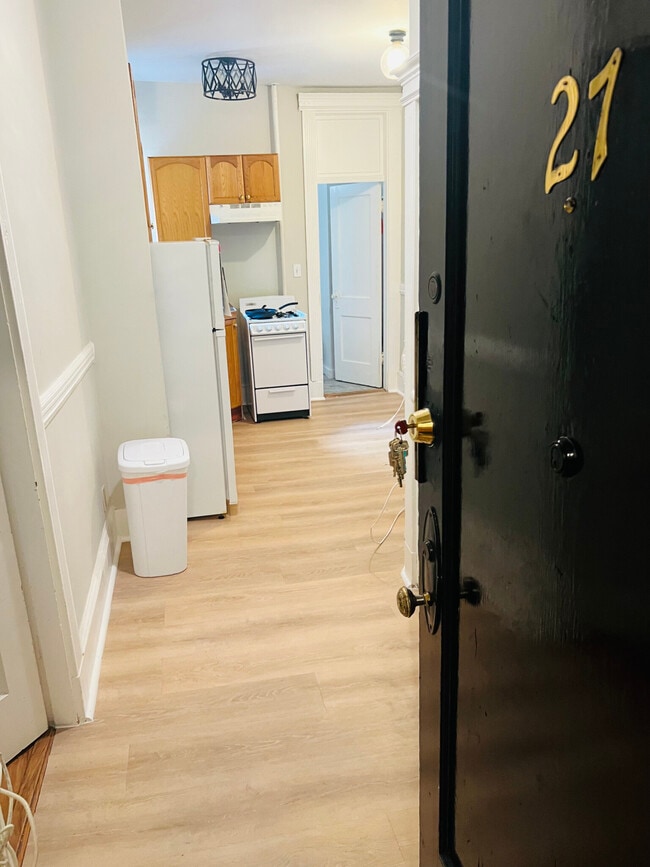 Building Photo - 38 Hemenway St